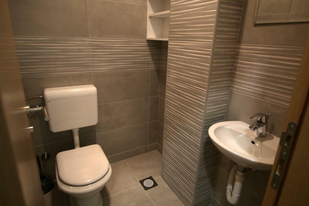 It Apartment Trebinje Esterno foto